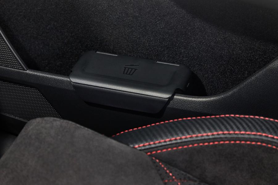Детали интерьера Skoda Kodiaq RS 2019 года  (WW) (фото 157 из 159)